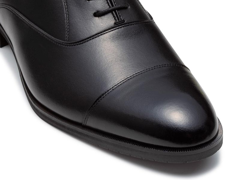 ストレートチップ