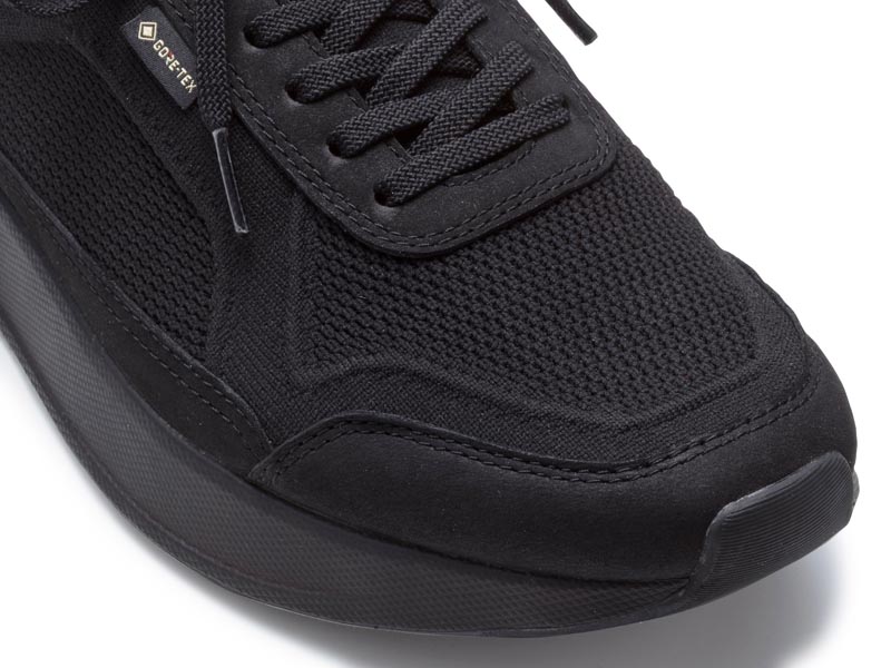 スニーカー GORE-TEX