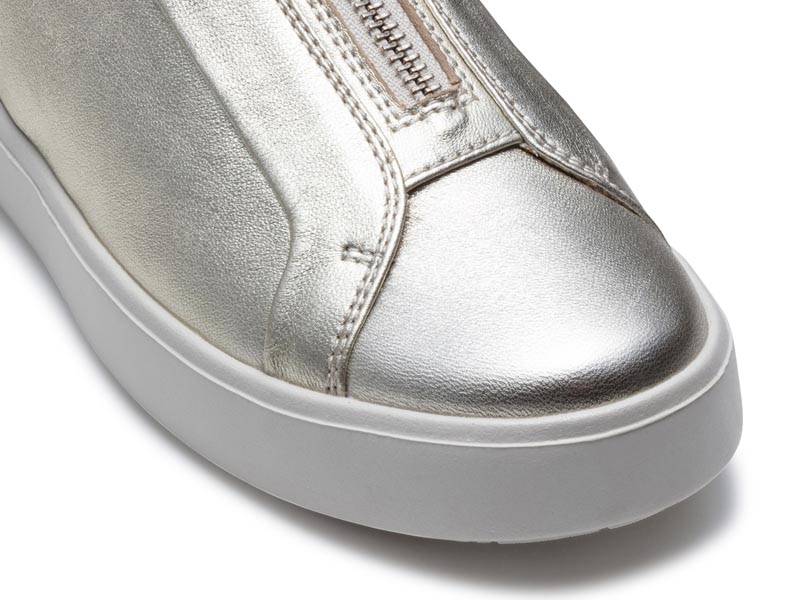 センタージップスニーカー