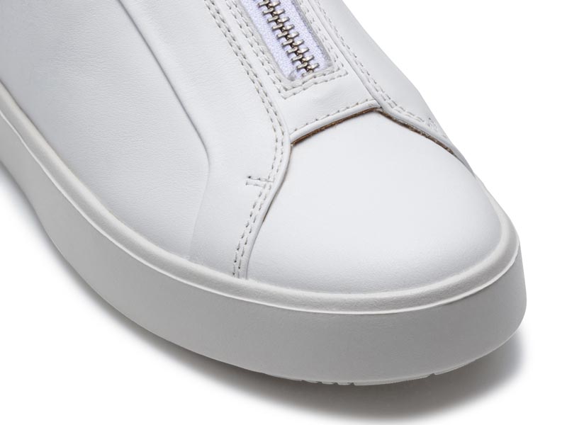 センタージップスニーカー