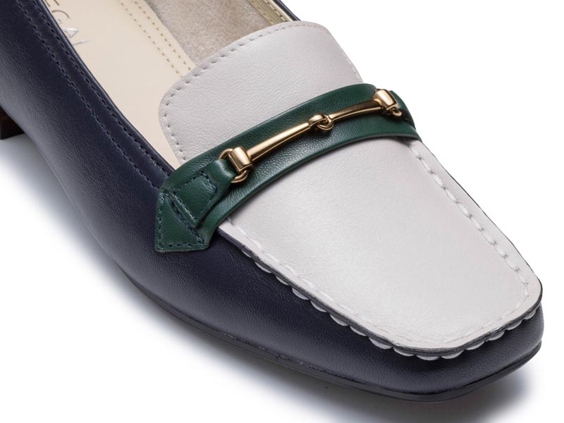 ビット付きモカシンシューズ