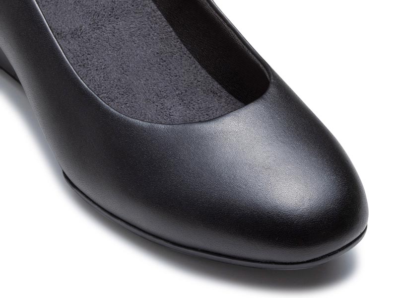 ウエッジパンプス