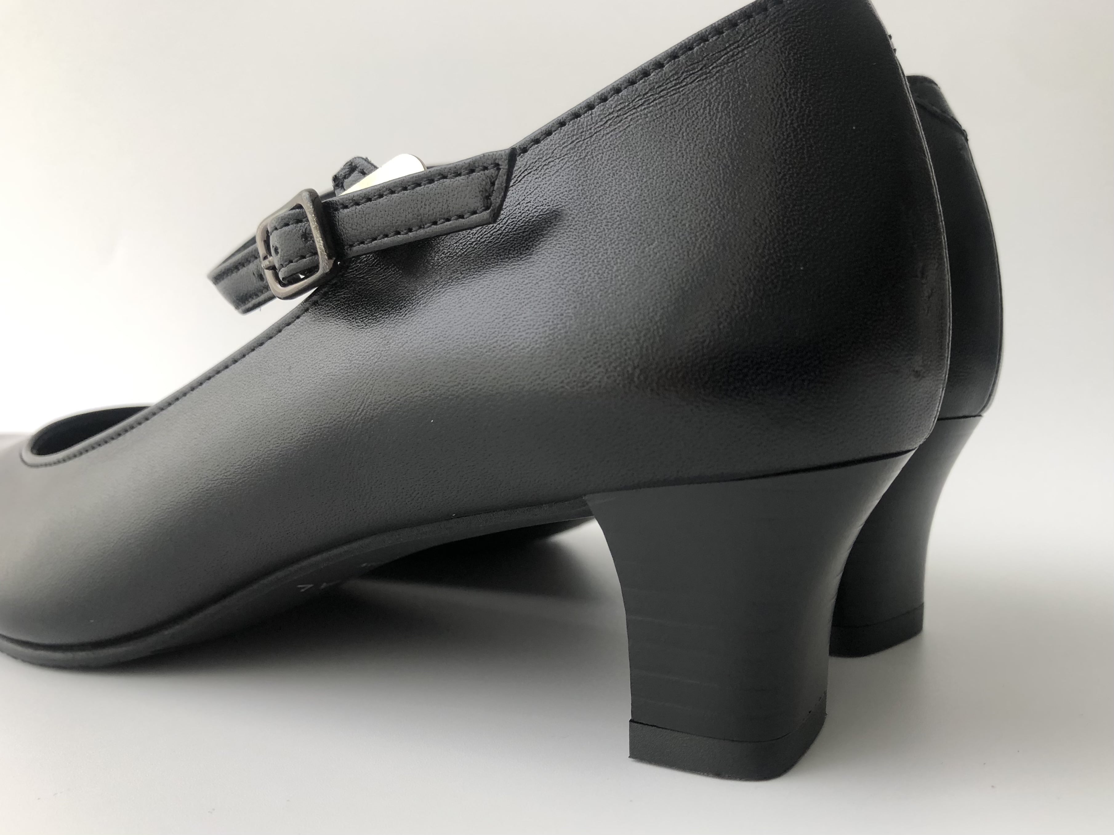 甲ベルト付きプレーンパンプス(22.0 ブラック): ウィメンズ 靴・リーガルコーポレーション公式オンラインショップ‐REGAL ONLINE  SHOP