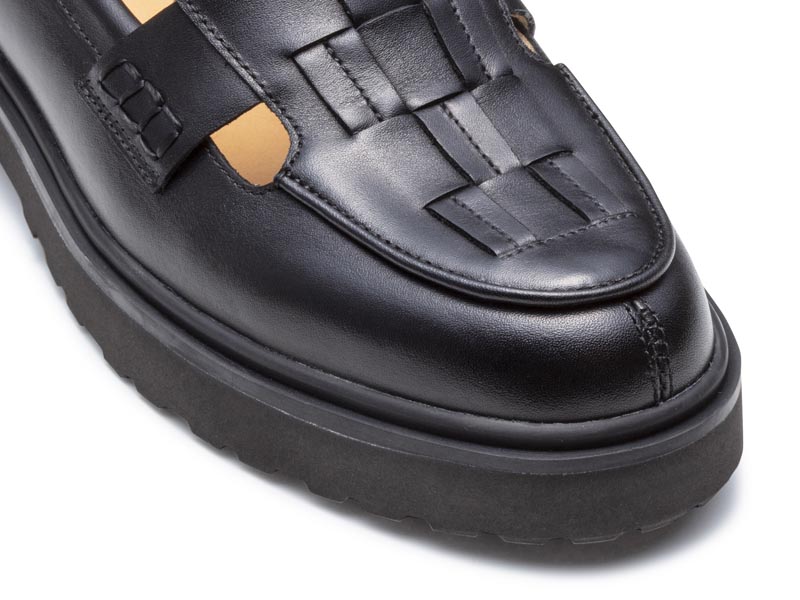 イントレチャートローファー