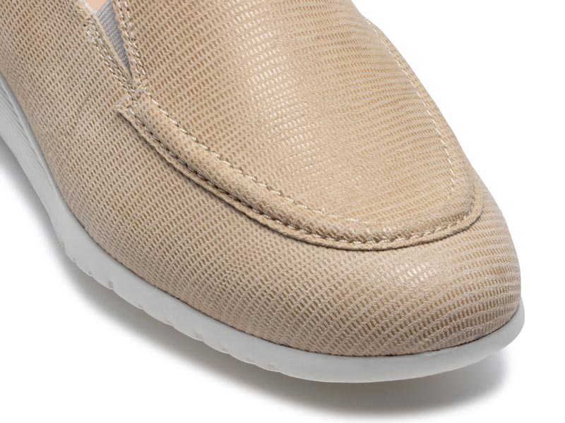 モカスリッポン