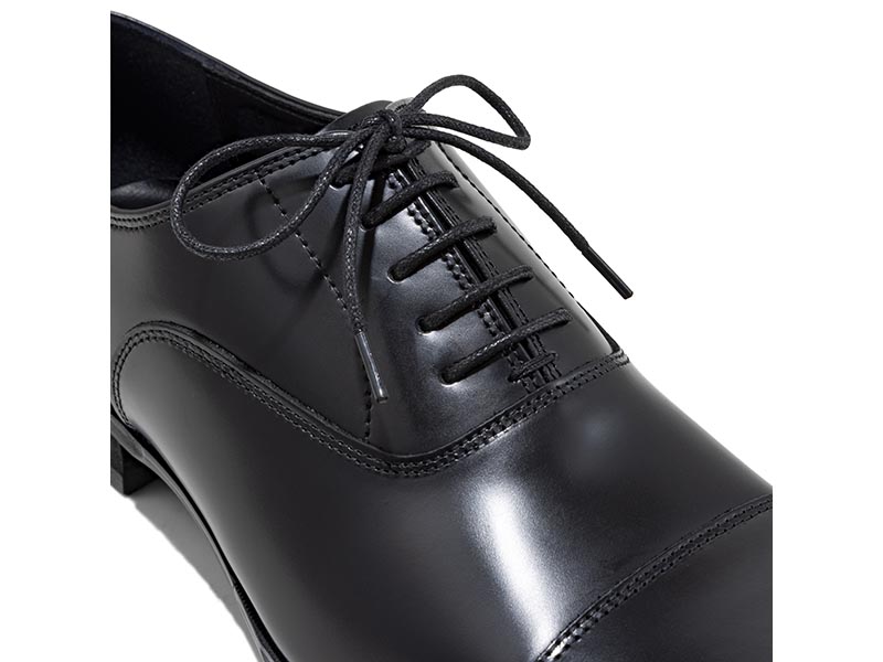 ストレートチップ