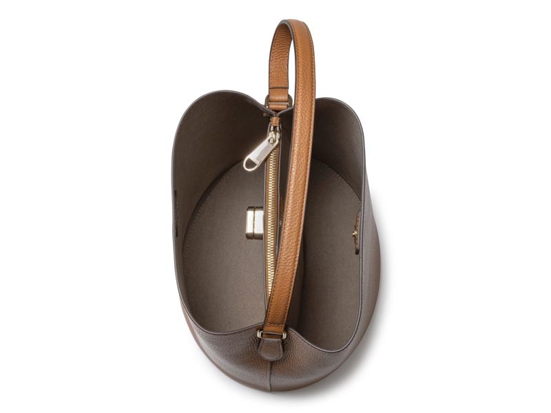 レザー2WAYバケットバッグ