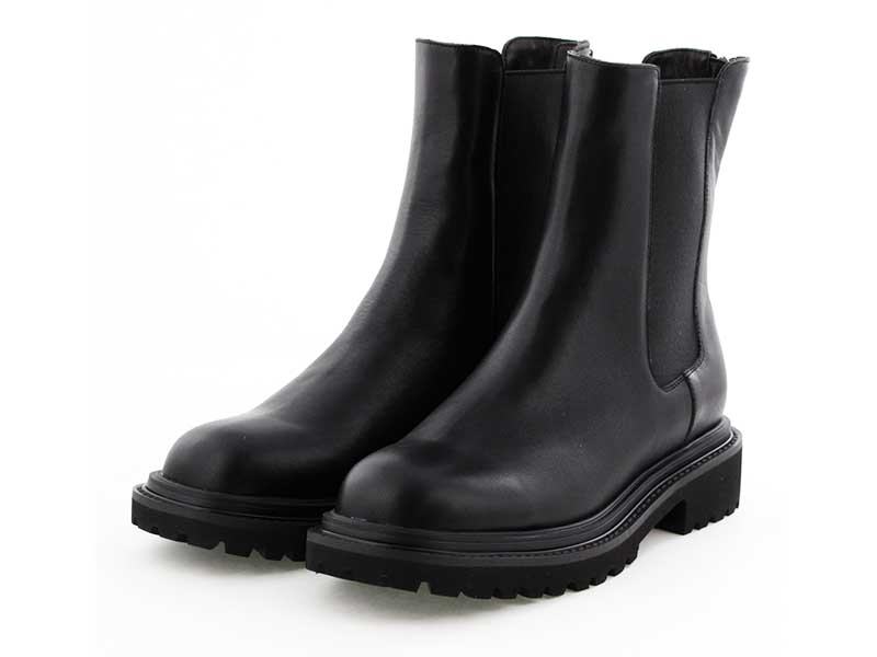 サイドゴアブーツ