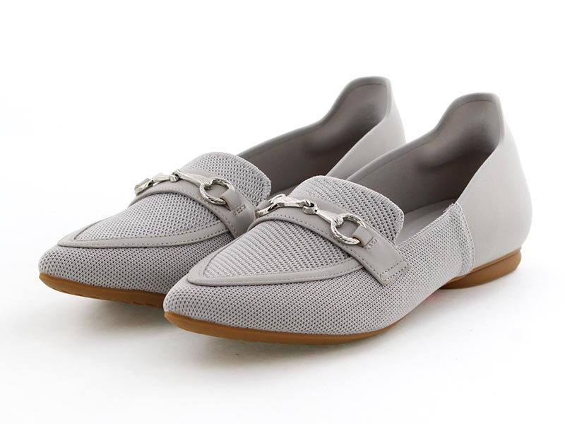 ハンズフリーニットパンプス