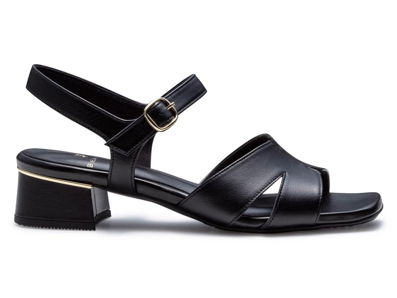 きれいめサンダル