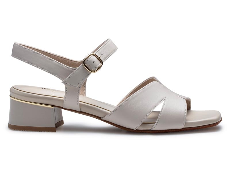 きれいめサンダル