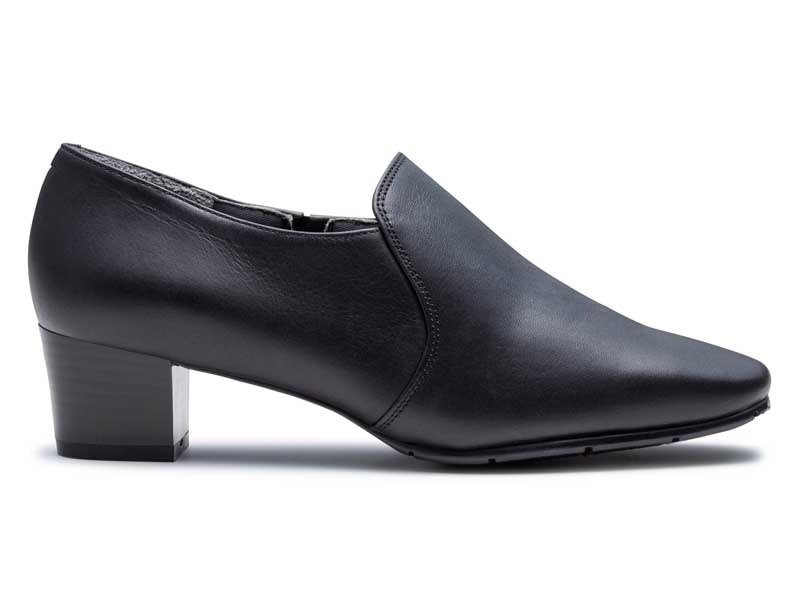 スクエアパンプス