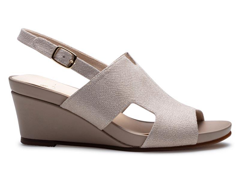 ウエッジサンダル