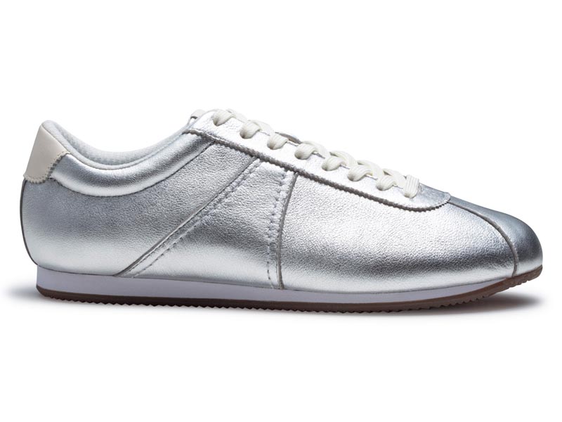 ローテクスニーカー