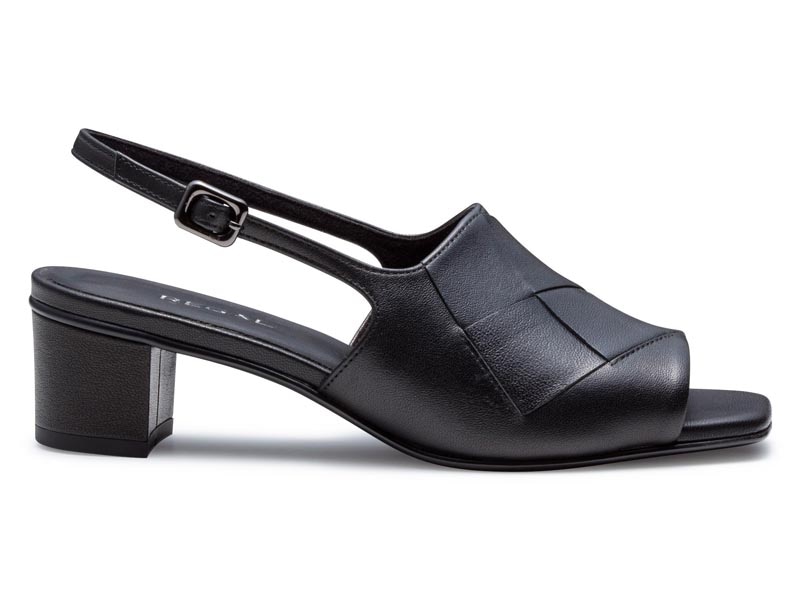 メッシュサンダル