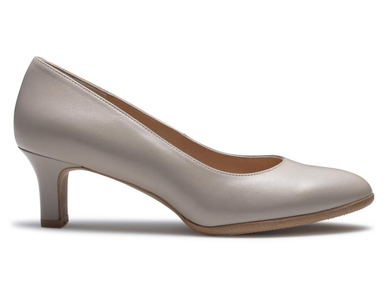 晴雨兼用プレーンパンプス