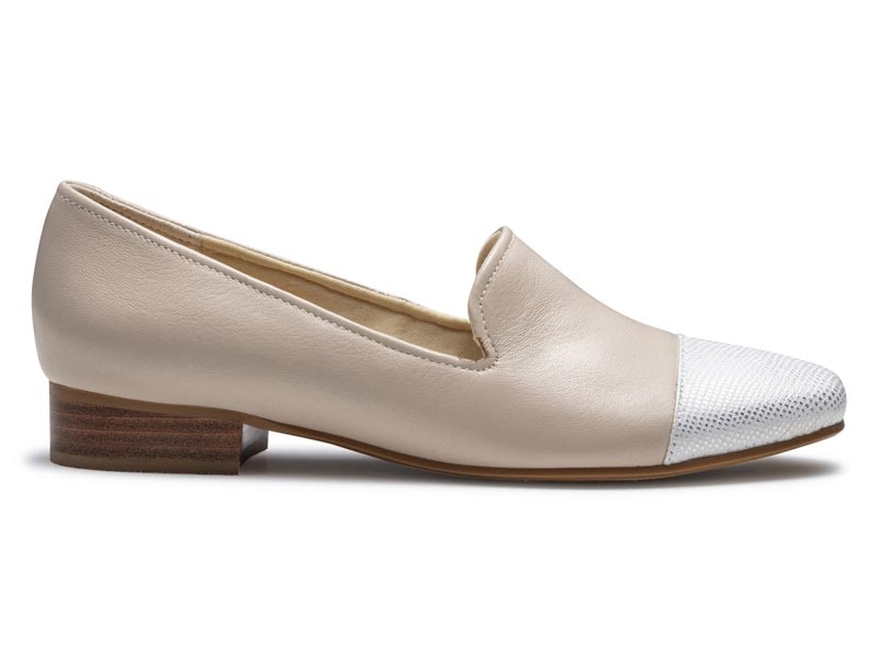 カジュアルスリッポンシューズ