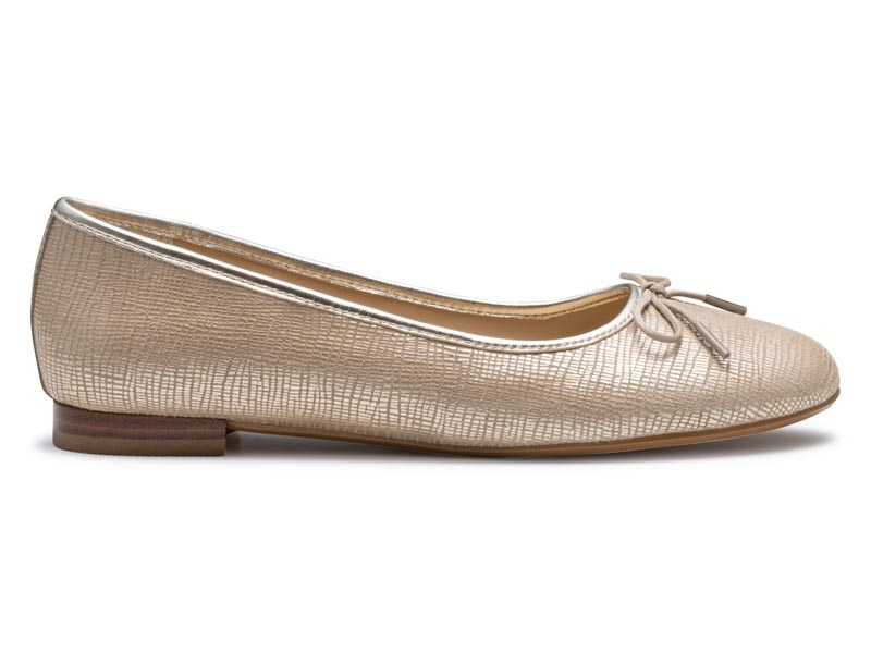 F79QAE バレエシューズ ゴールド柄