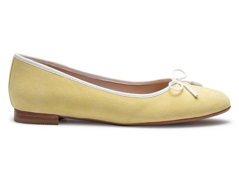 バレエシューズ