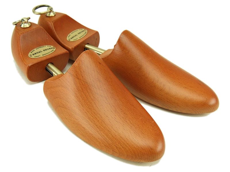 REGAL リーガルシューツリー（バネ式）- 紳士靴用（TL21） | 靴