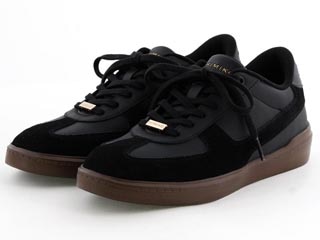 コートスニーカー