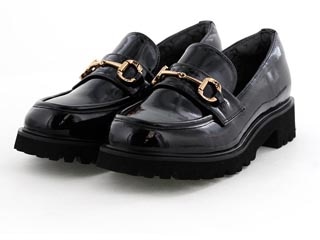 トラックソールレインローファー