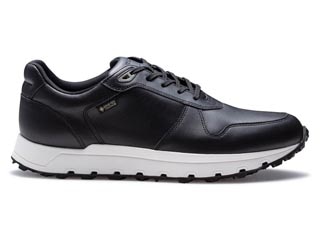 スニーカー GORE-TEX SURROUND