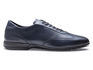 レースアップレザースニーカー（GORE-TEX フットウェア）