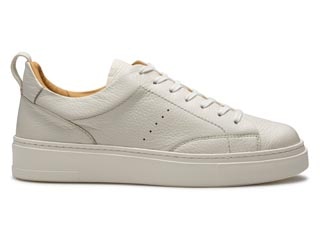 ディアスキン スニーカー