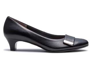 ラウンドトウデザインパンプス