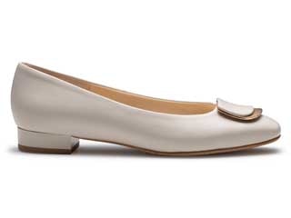 晴雨兼用フラットシューズ