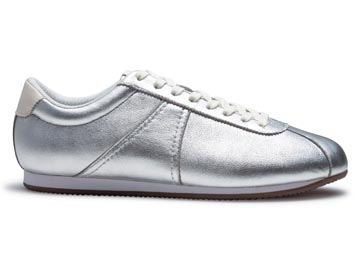 ローテクスニーカー