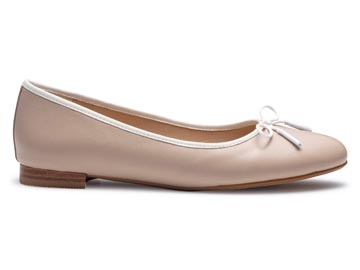 バレエシューズ