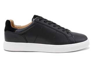 コートタイプスニーカー