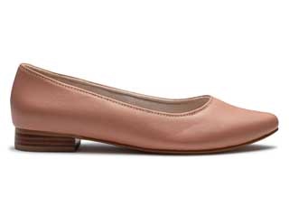 フラットパンプス